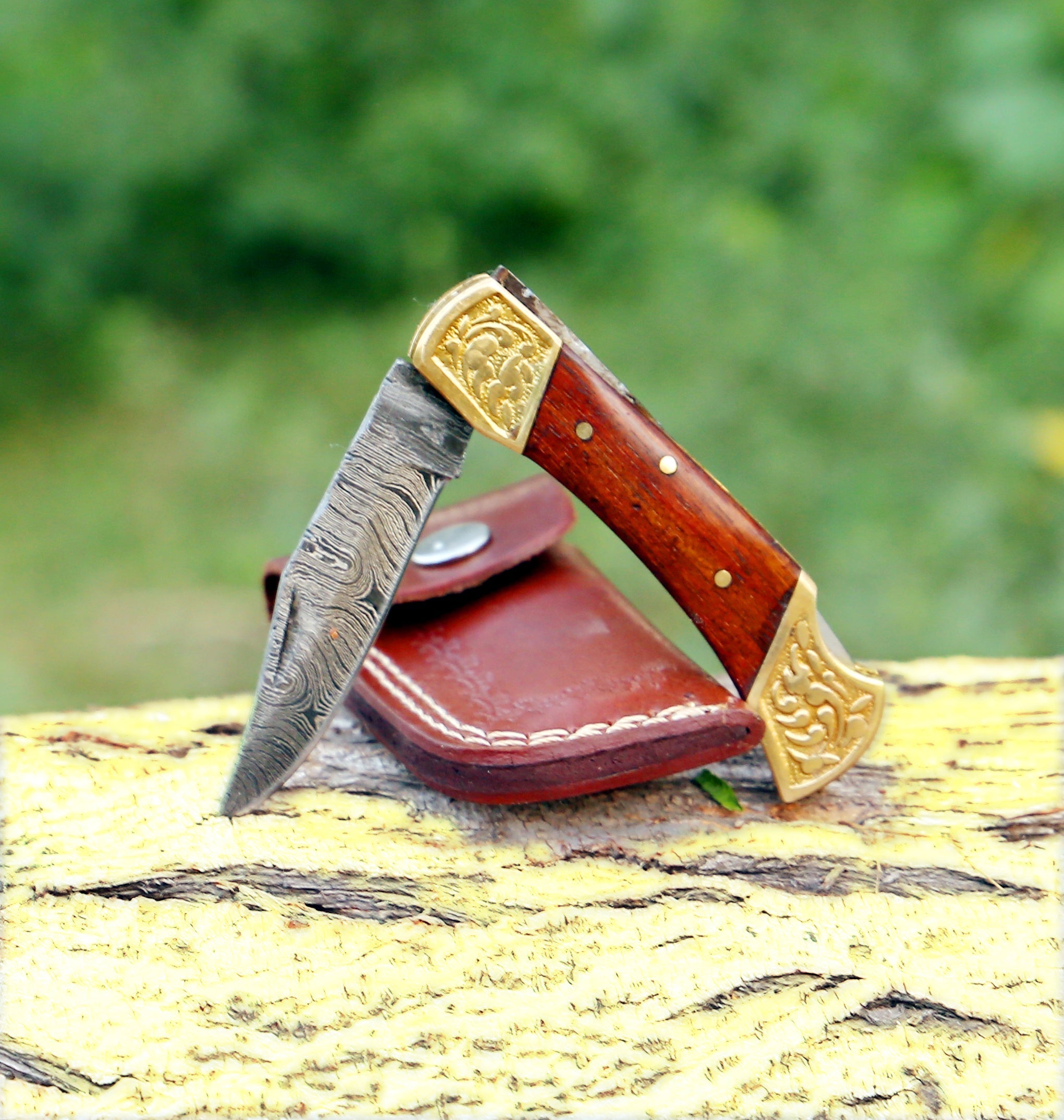 Custom Hand Made Damascus Steel Hunting Folding Knife With Brass Bolster & Stained Wood Handle WH 2597