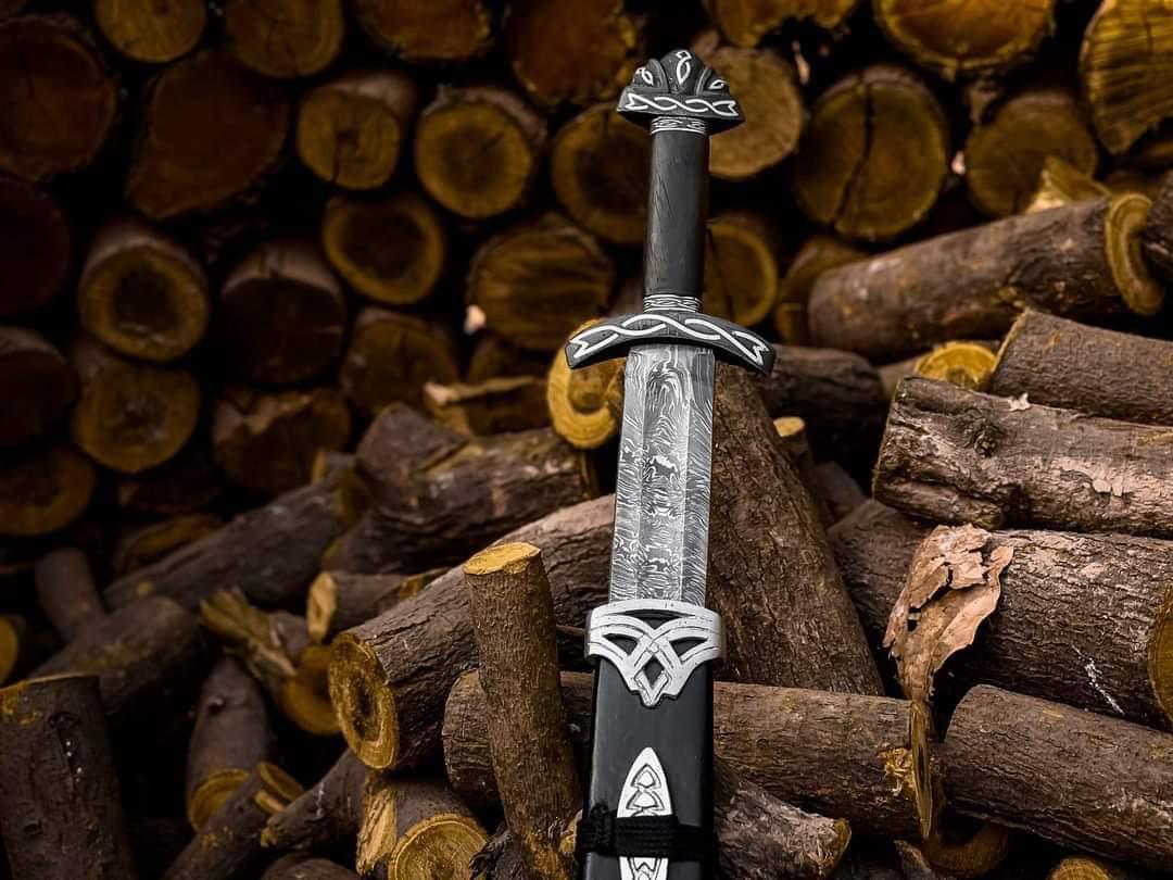 Handmade Damascus Steel Real Viking Style Sword, Collectible Medieval Replica