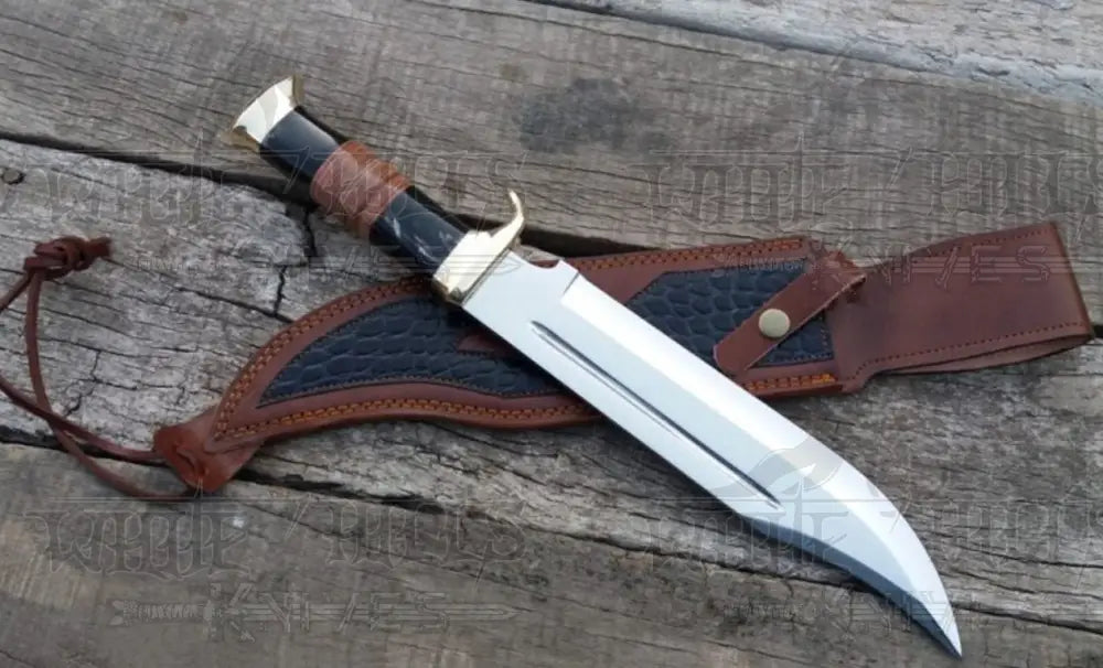 15" Handmade Damascus Steel Bowie Hunting Knife- Buffalo Horn Handle